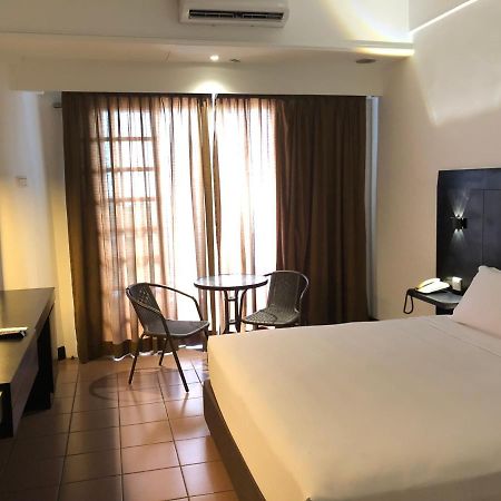 Flamingo Hotel By The Lake, Kuala Lumpur Ampang  Exterior photo